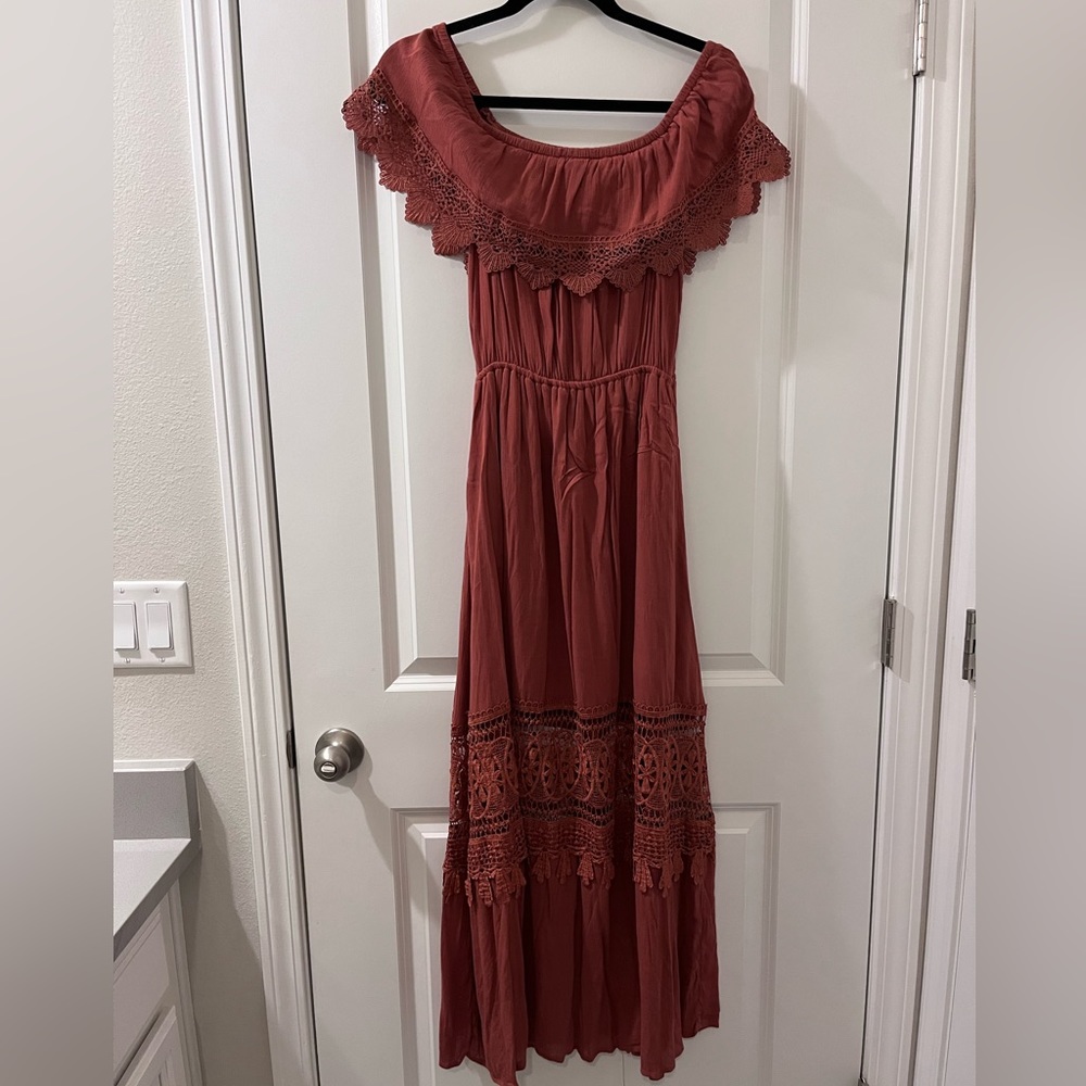 J for Justify off the shoulder maxi dress . Burnt orange/coral color Size small